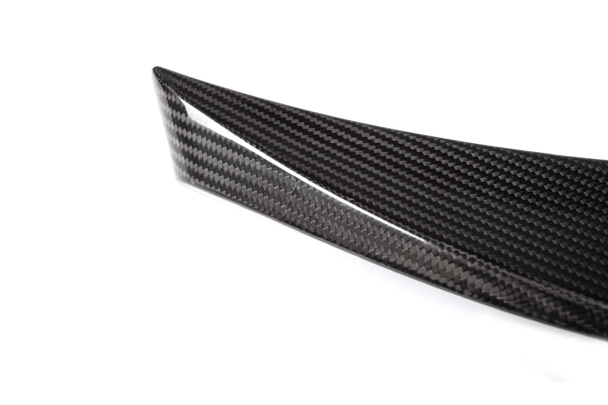 F90 NW Style Dry Carbon Fiber Spoiler