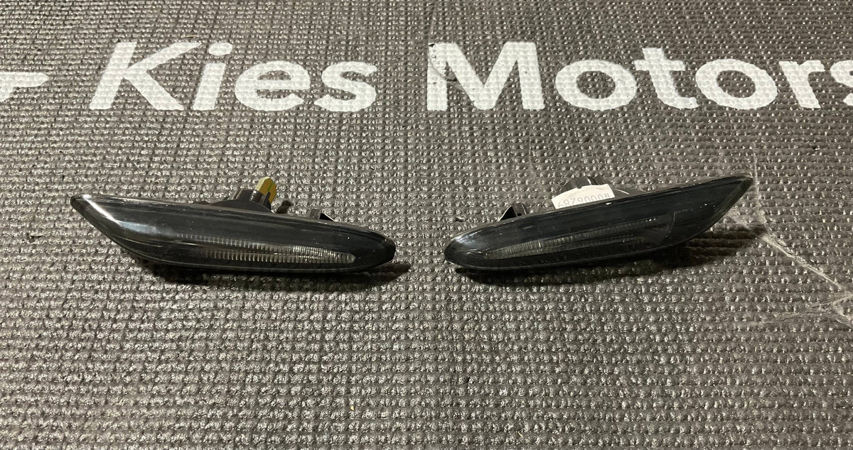 OPEN BOX - BMW E92 Smoked Black Sidemarkers
