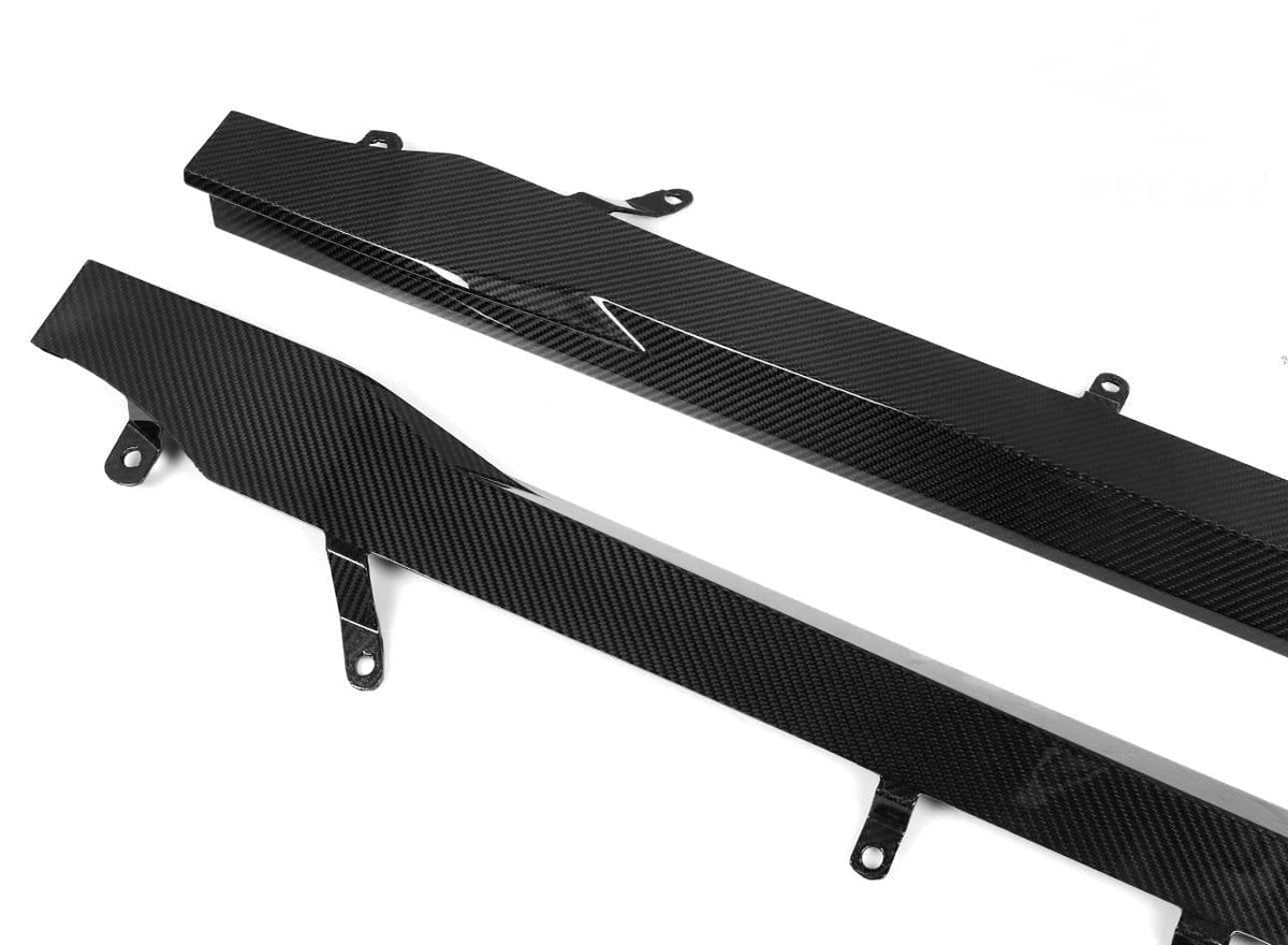 G87 SQ Dry Carbon Fiber Side Skirts