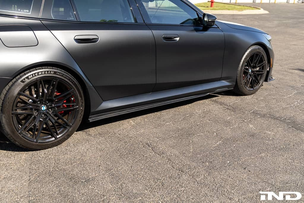 TREVORA G90 / G99 M5 Carbon Fiber PR-1 Side Skirts