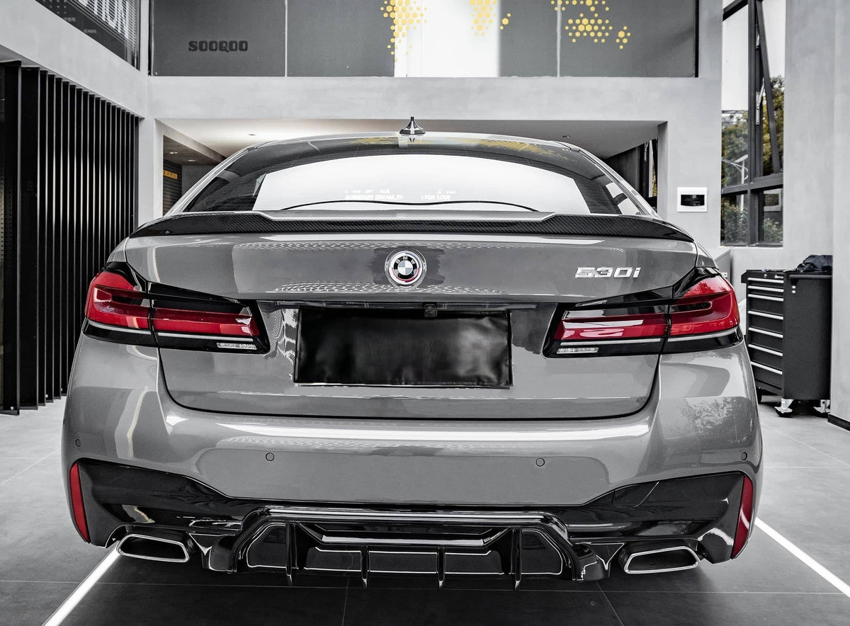 G30 CS Style Dry Carbon Spoiler