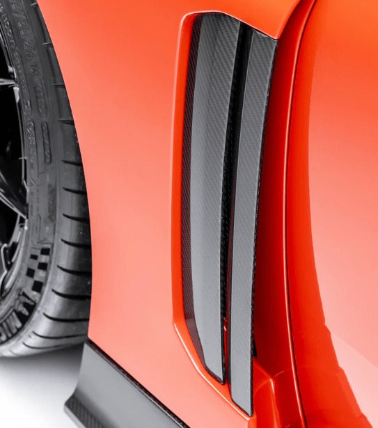 Vorsteiner BMW G8X M2 VRS Aero Vented Fenders with Side Skirts Carbon Fiber PP 2x2 Glossy