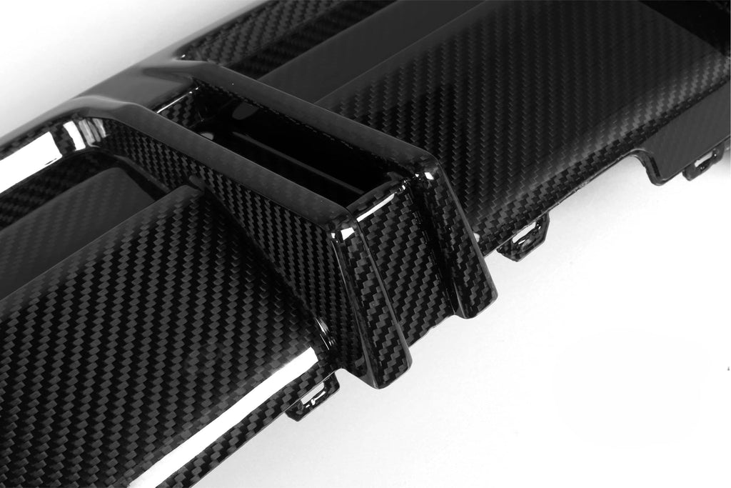 G42 SQ Dry Carbon Diffuser With Brake Light