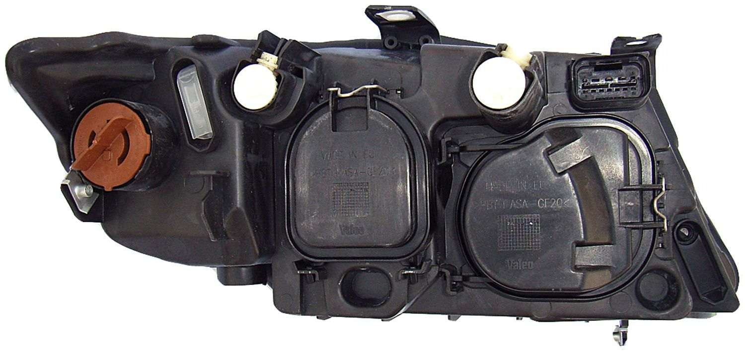 BMW E90/E91 3-Series Halogen Headlight By TYC 63116942725 or 63116942726