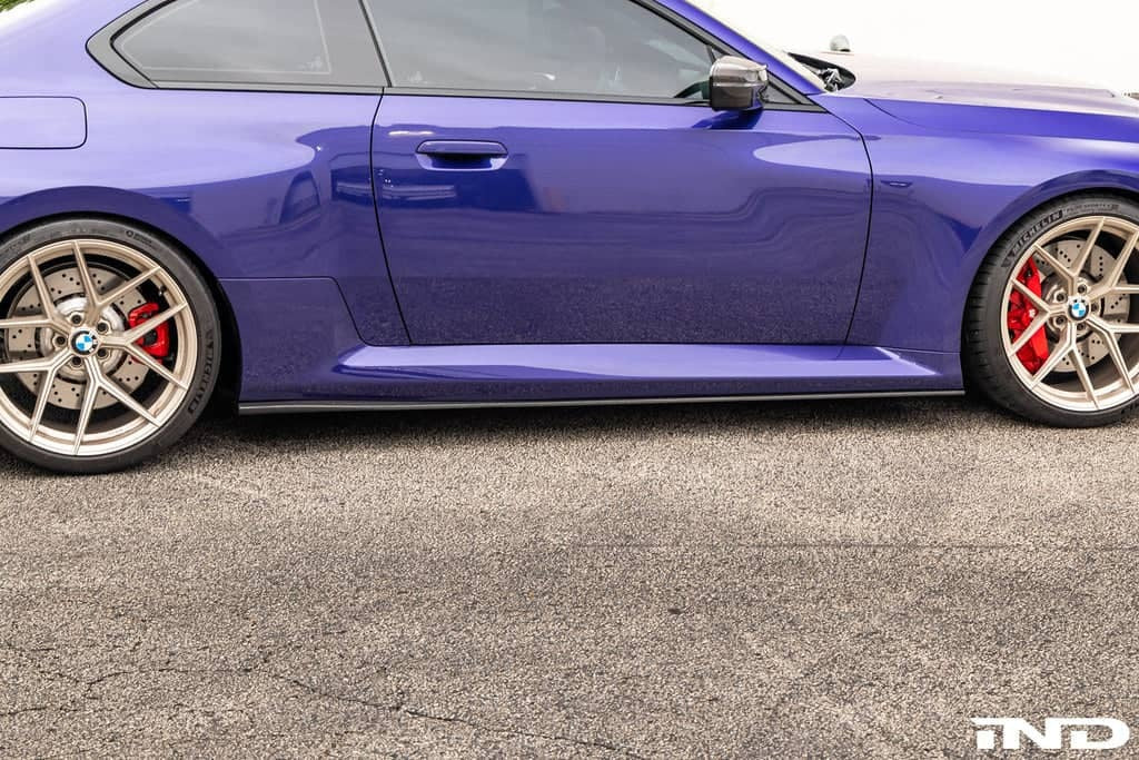 TREVORA G87 M2 Carbon Flat Side Skirt Set