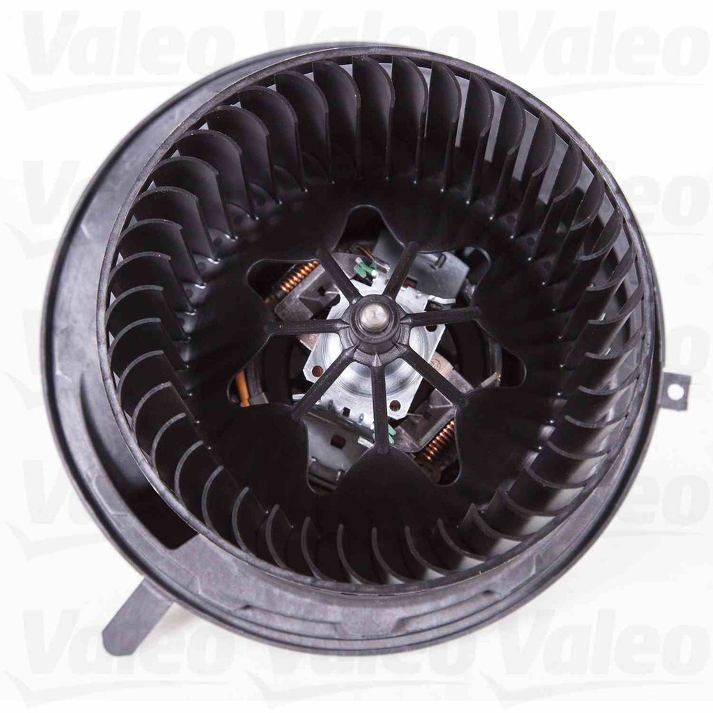 BMW X1 Blower Motor W/ Regulator OEM 64119227670