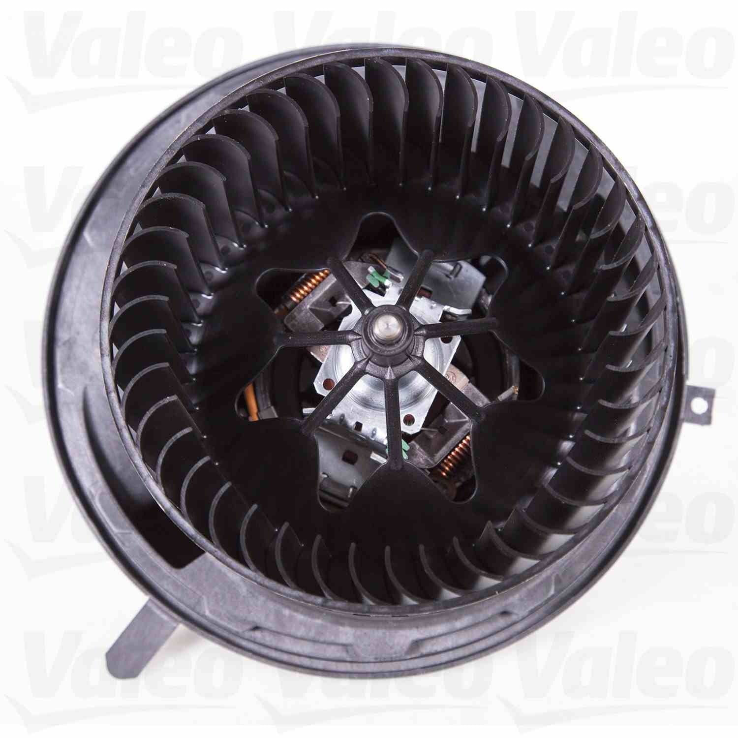 BMW X1 Blower Motor W/ Regulator OEM 64119227670