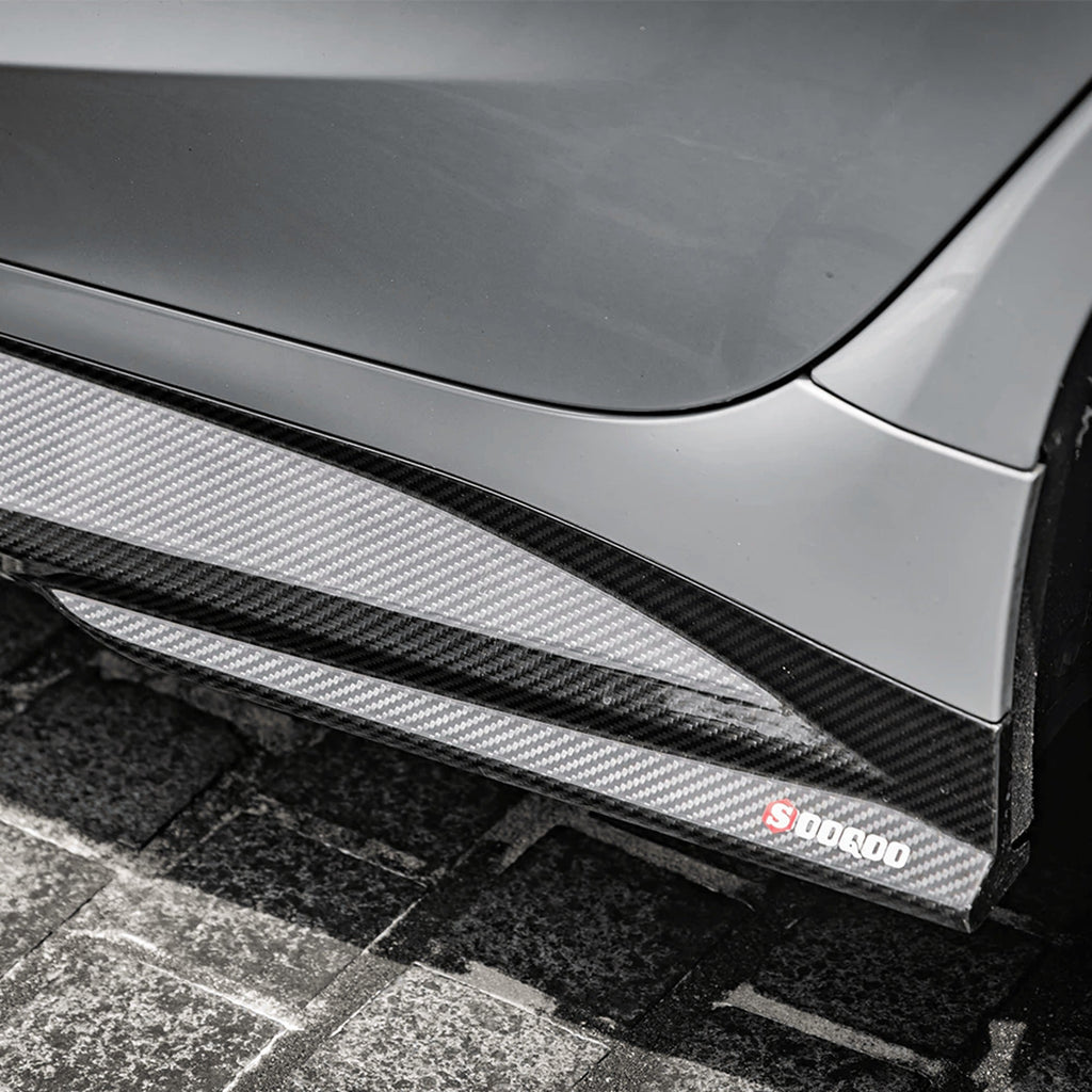 G8X SQ Style Carbon Fiber Side Skirts