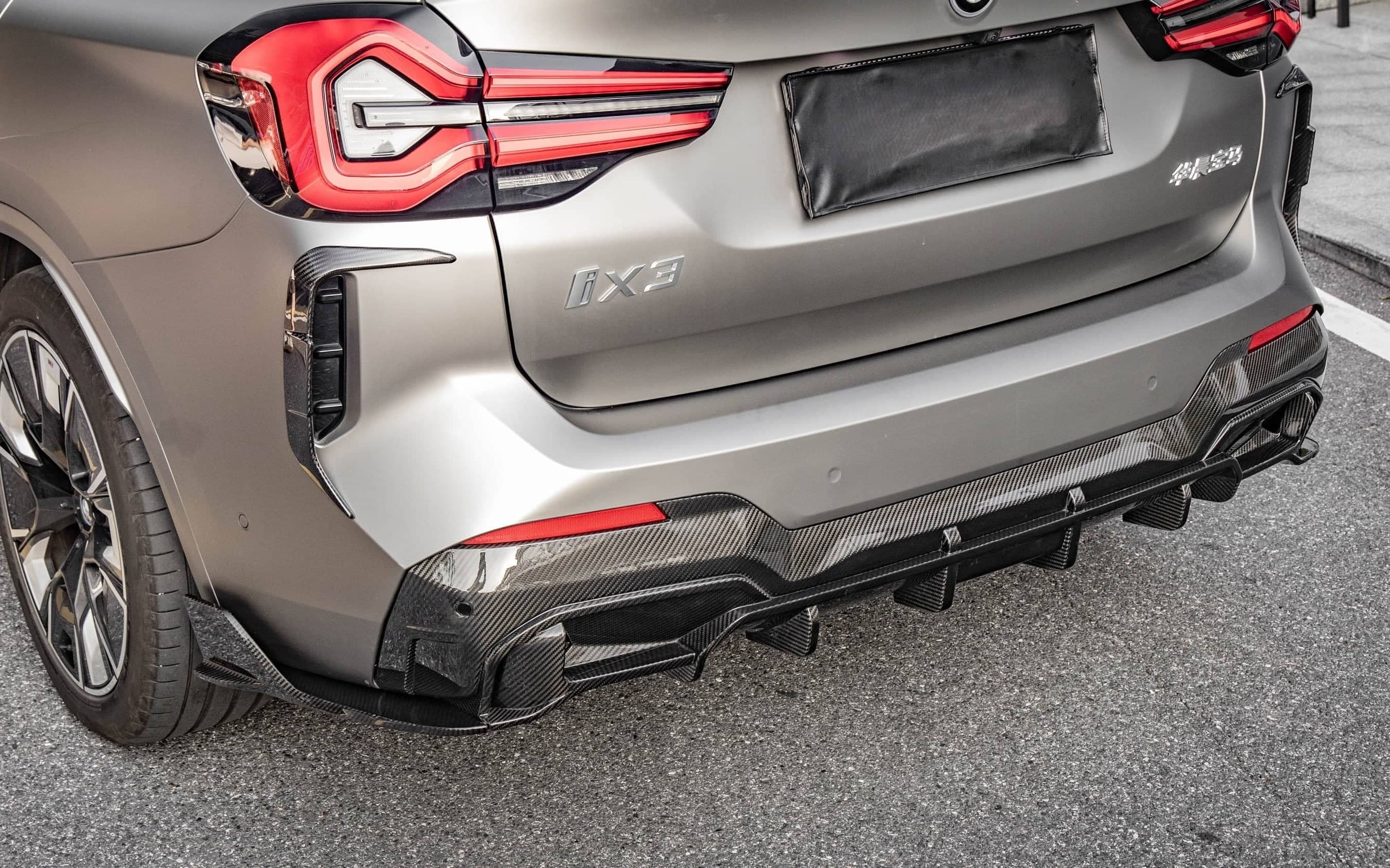 G08i iX3 SQ Style Dry Carbon Diffuser