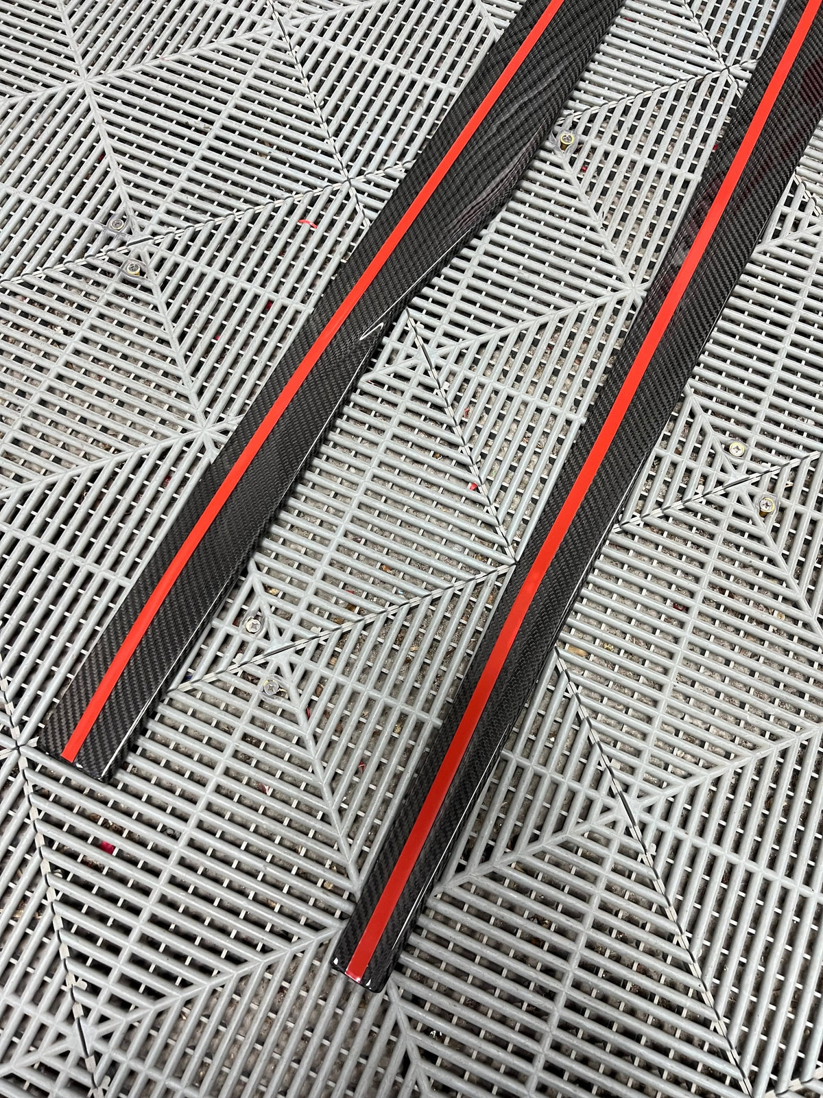 G87 Dry Carbon Fiber Side Skirt Extensions