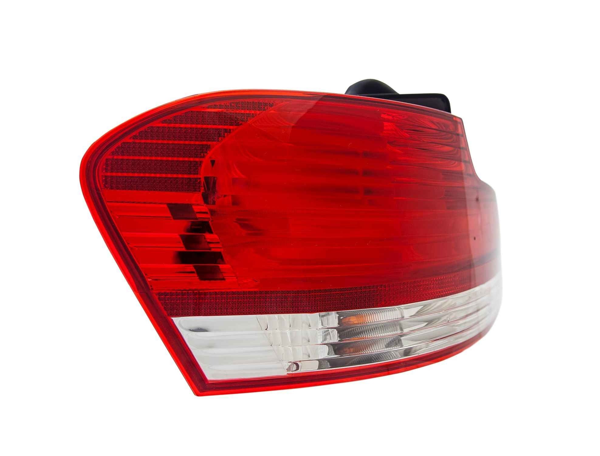 BMW 1-Series Tail Light Fender Mounted OEM 63217285641 or 63217285642
