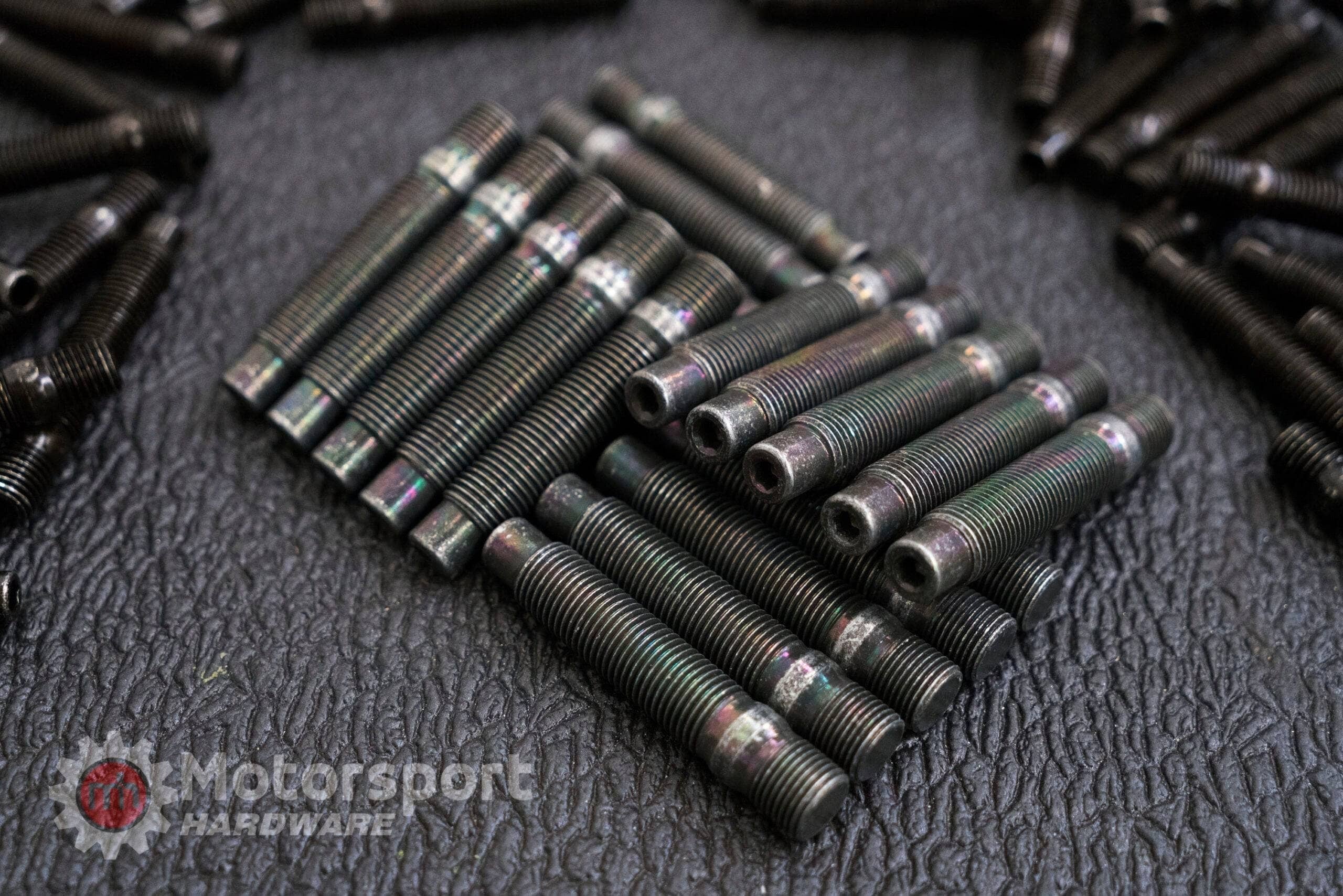 78mm Black Bullet Nose Stud Kit 14 x 1.25 with 19mm Black Conical Seat Nuts