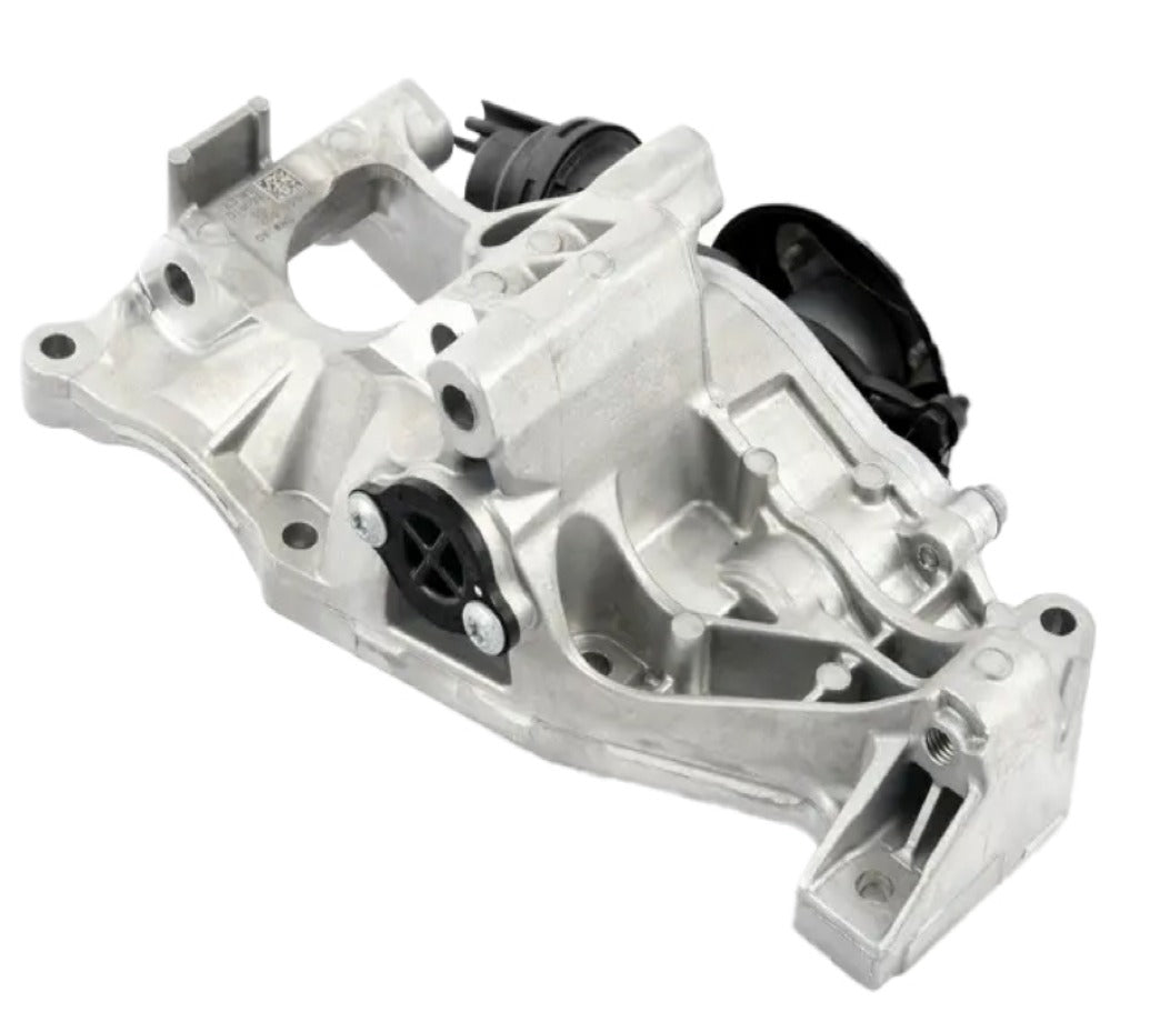 BMW G30 530i Engine Cooling Water Pump Assembly With Bracket OEM 11518638026
