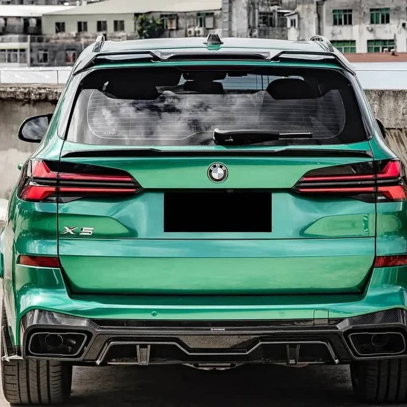 G05 SQ Style Carbon Fiber Spoiler