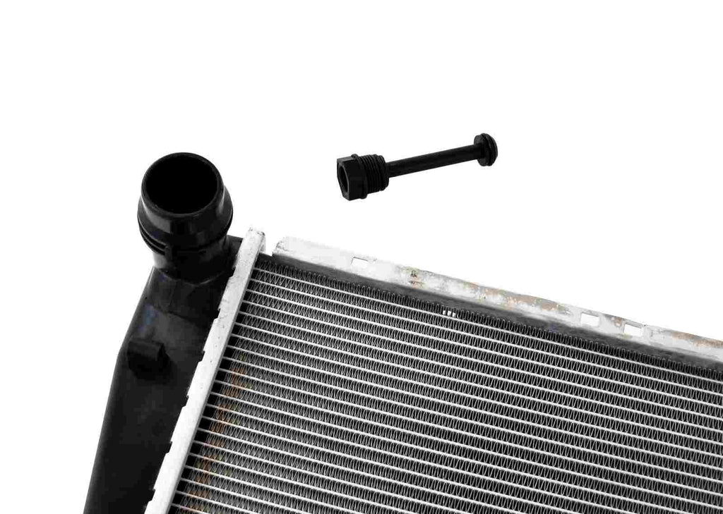 BMW E83 X3 Engine Cooling Radiator By UAC 17113415693 (2007-2010)
