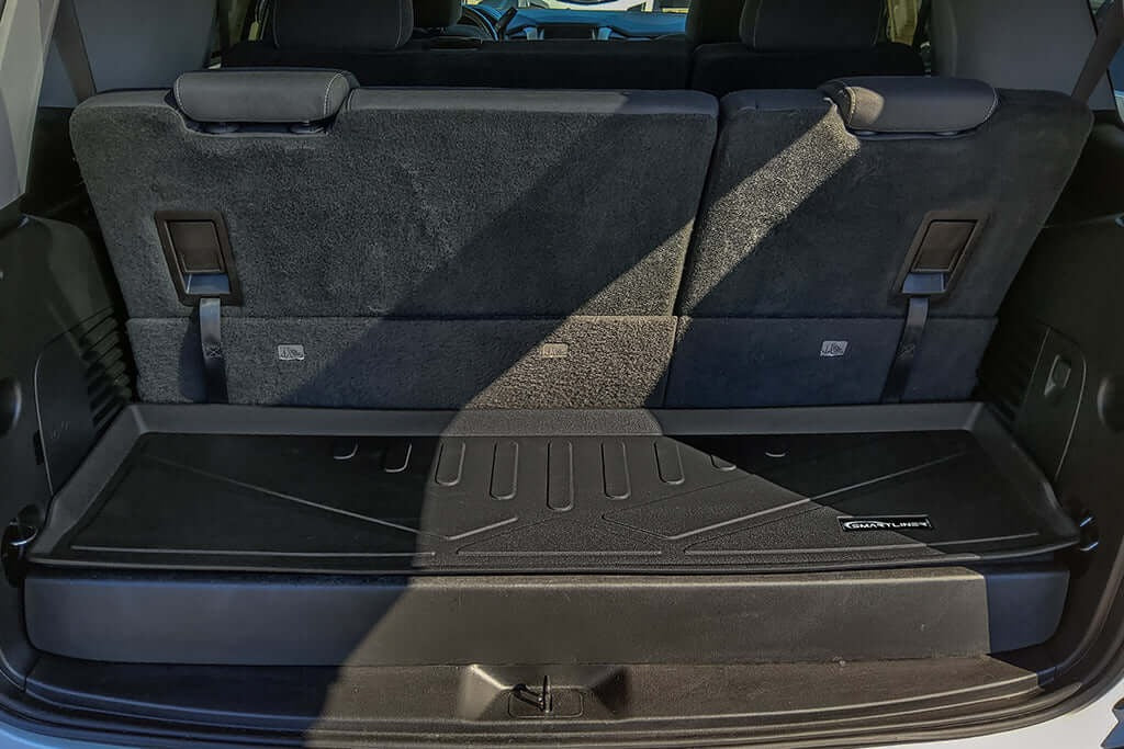 SMARTLINER Floor Liners for 2015 - 2020 Chevy Tahoe / GMC Yukon (2nd Row Bucket)