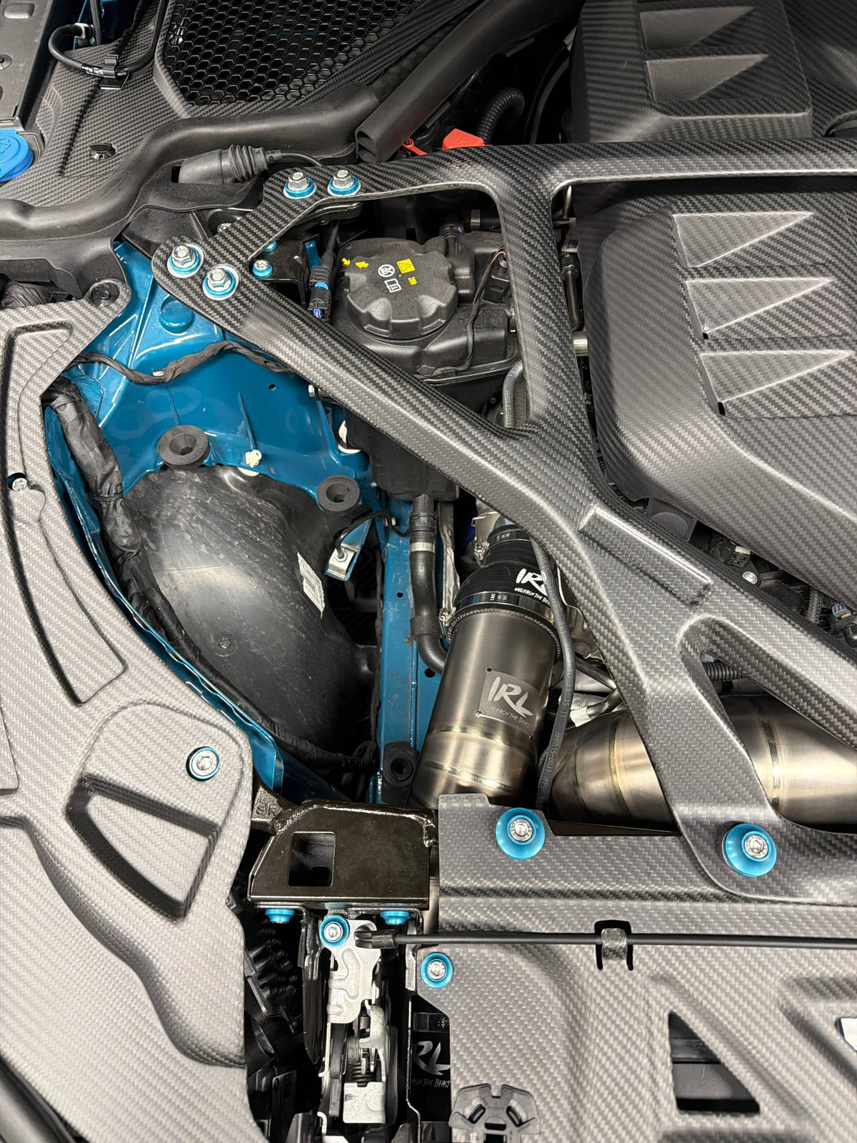 G8X CSL Style Carbon Strut Brace