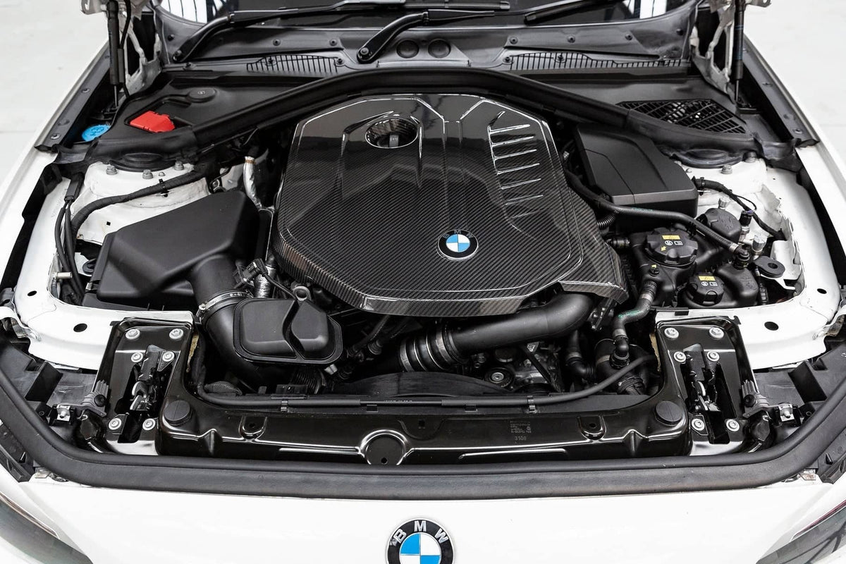 Eventuri BMW B58 Black Carbon Engine Cover