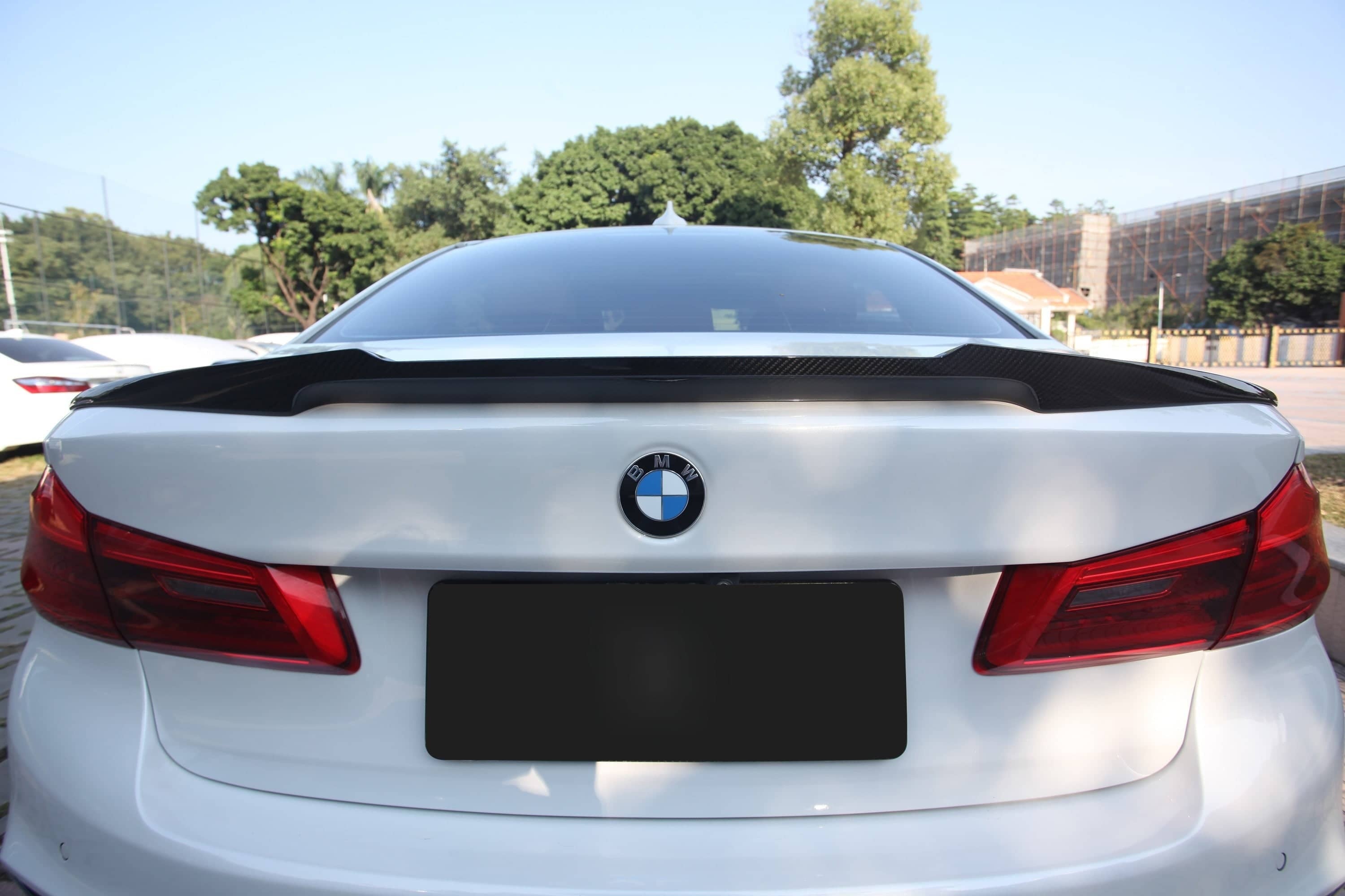 G30 M4 Style Dry Carbon Spoiler