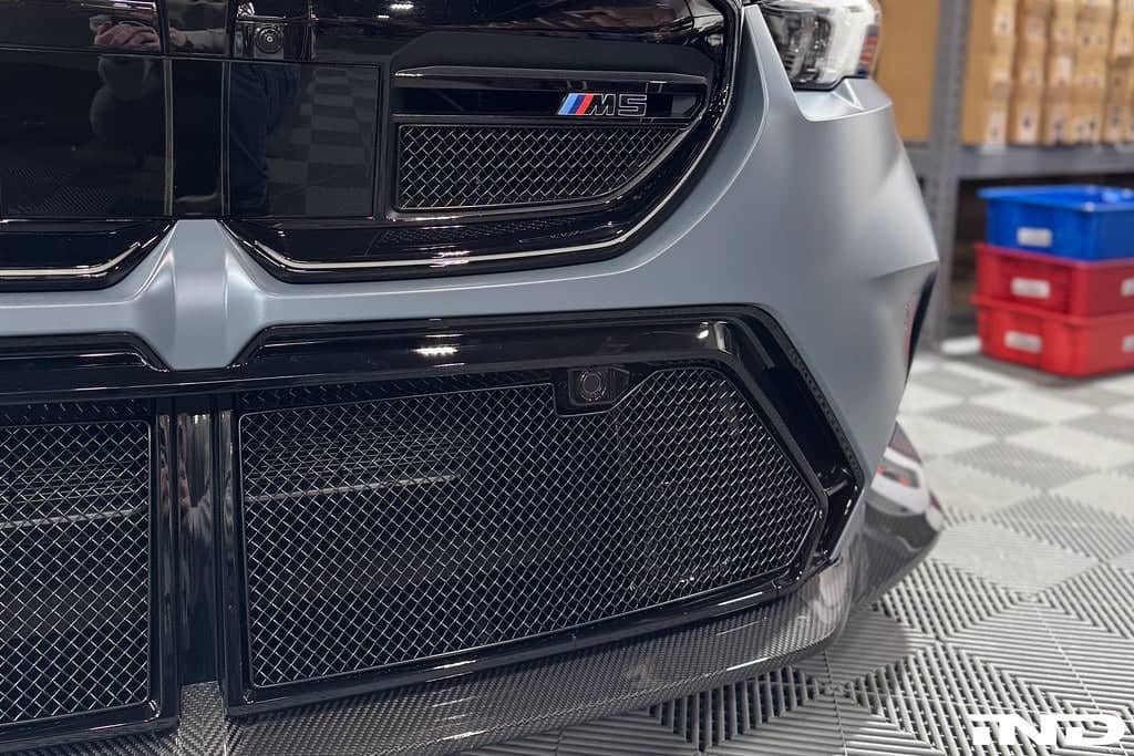 Zunsport G90 / G99 M5 Front Lower Center Grille Set
