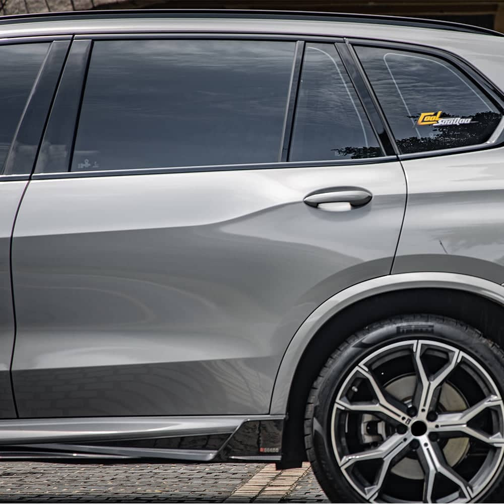 G05 SQ Style Carbon Fiber Side Skirts