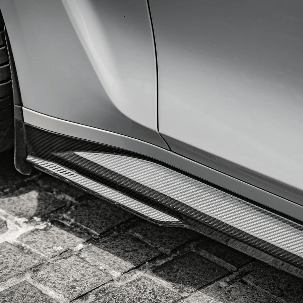 G8X SQ Style Carbon Fiber Side Skirts