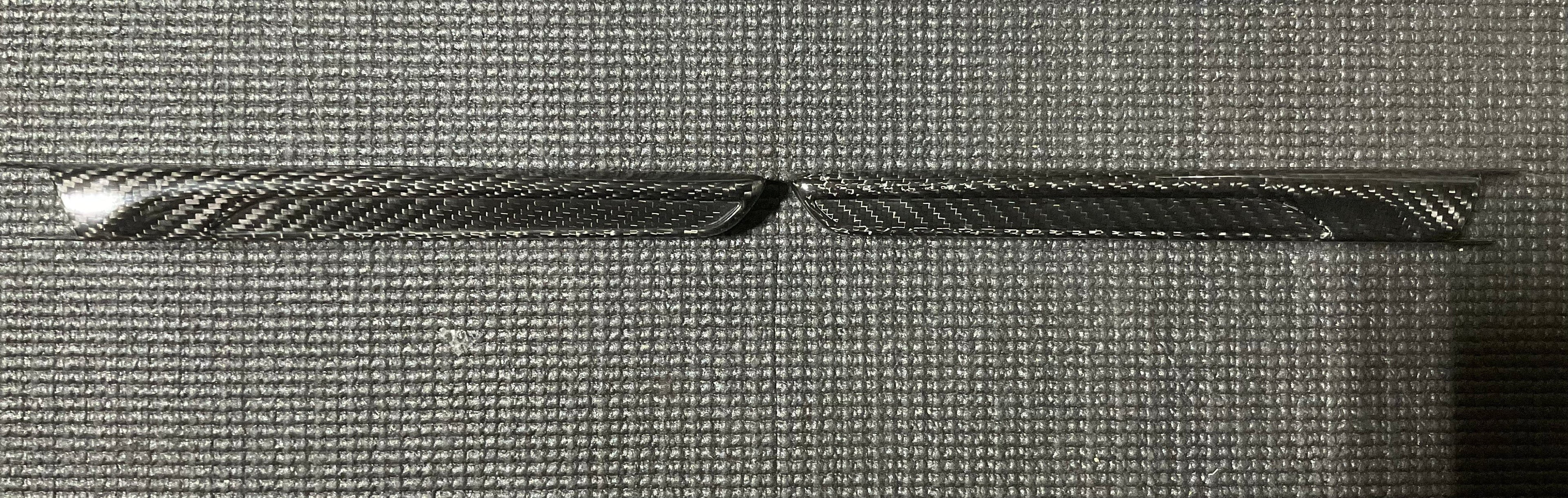 OPEN BOX - F8X M3 M4 Carbon Fiber Vent Accent Trim