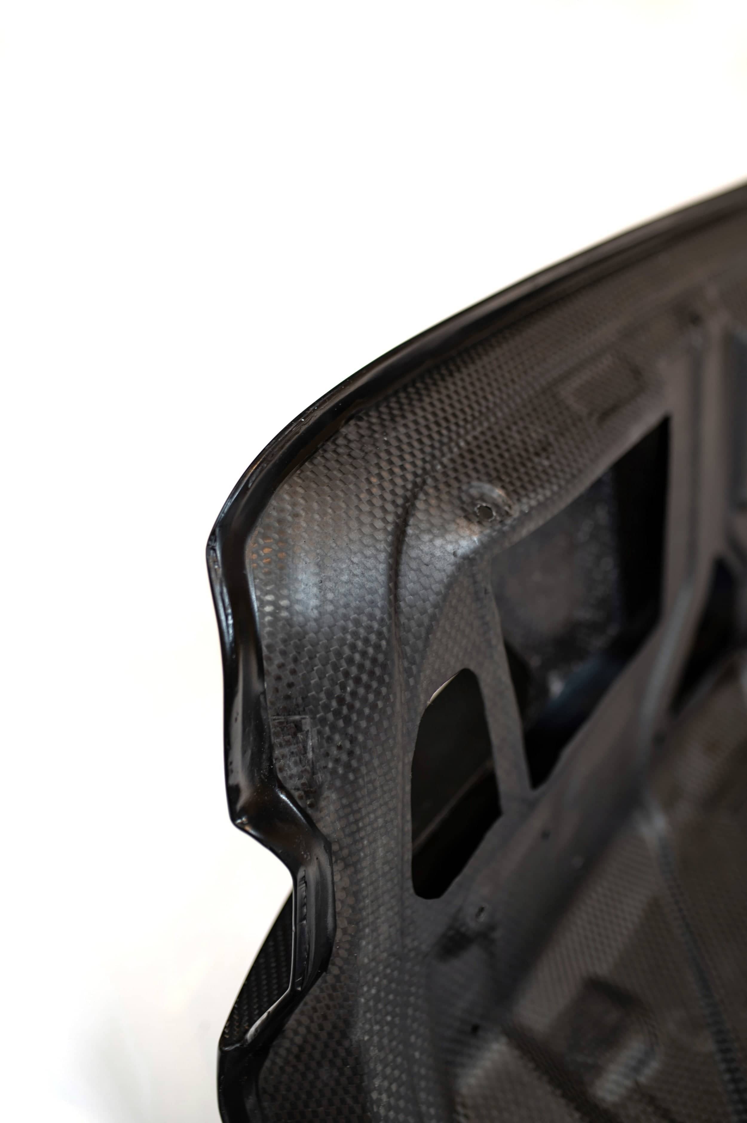G8X Dry Carbon Fiber CSL Style Trunk