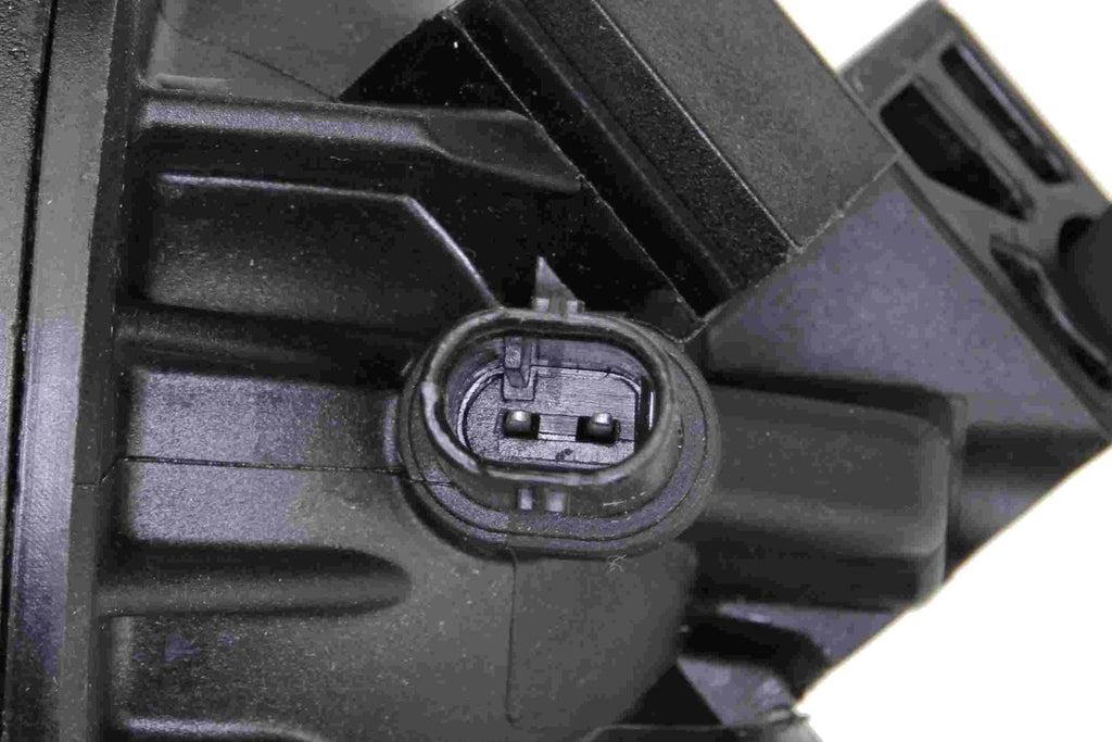 BMW F10 535i Engine Cooling Thermostat By Uro 11538671516
