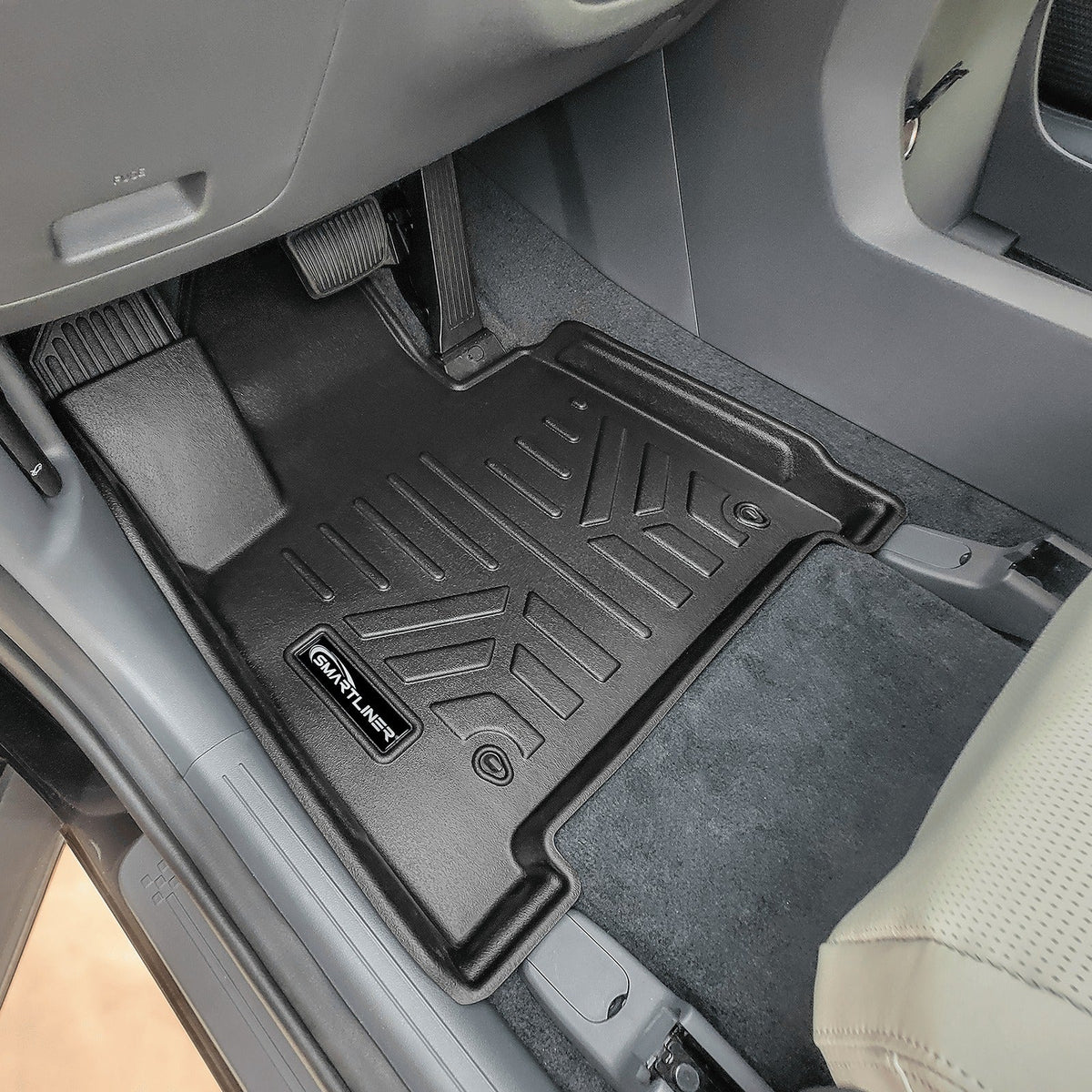 SMARTLINER Floor Liners for 2024 - 2026 Hyundai Santa Fe Hybrid