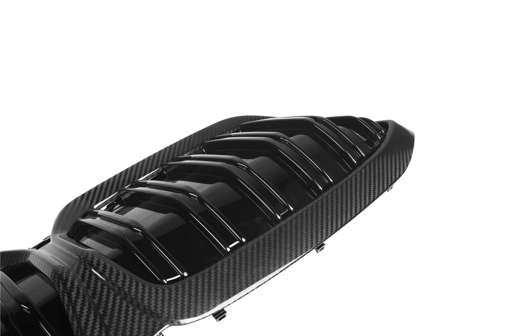 i3 G28 BEV Double Slat Dry Carbon Fiber Grill