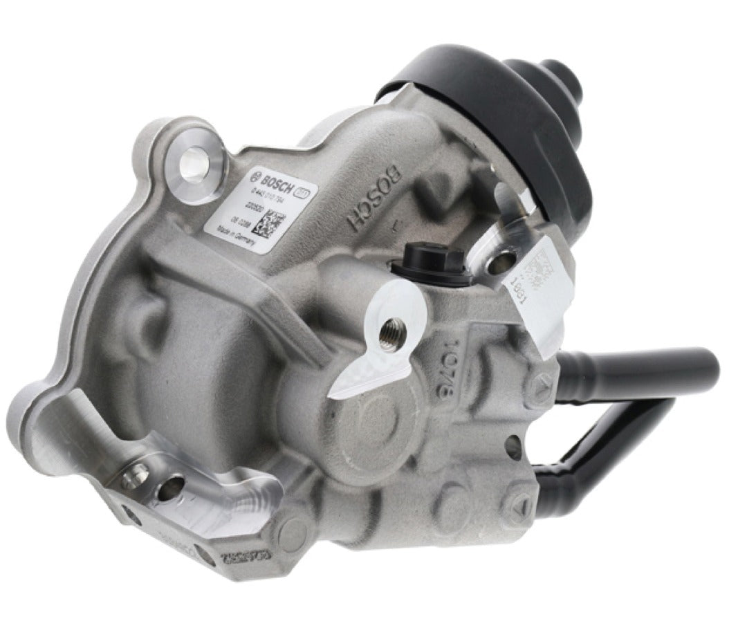 BMW F25 X3 xDrive28d New High Pressure Fuel Pump OEM 13517824477
