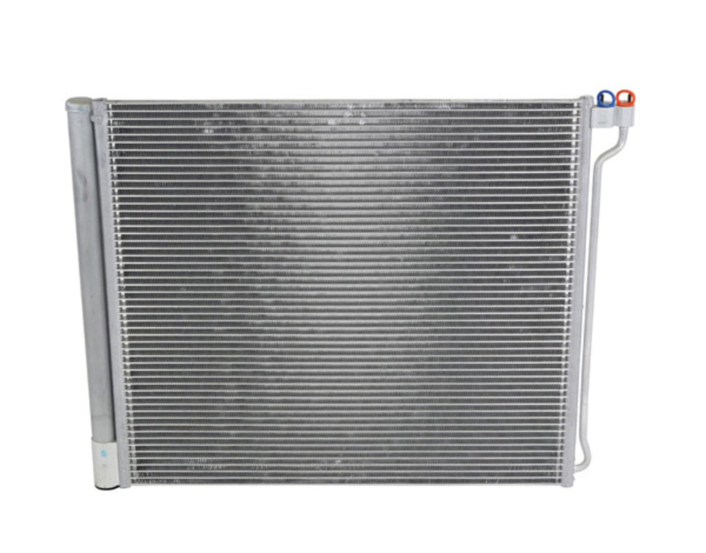 BMW E70 X5 xDrive50i AC Condenser W/ Drier By Nissens 64509239944