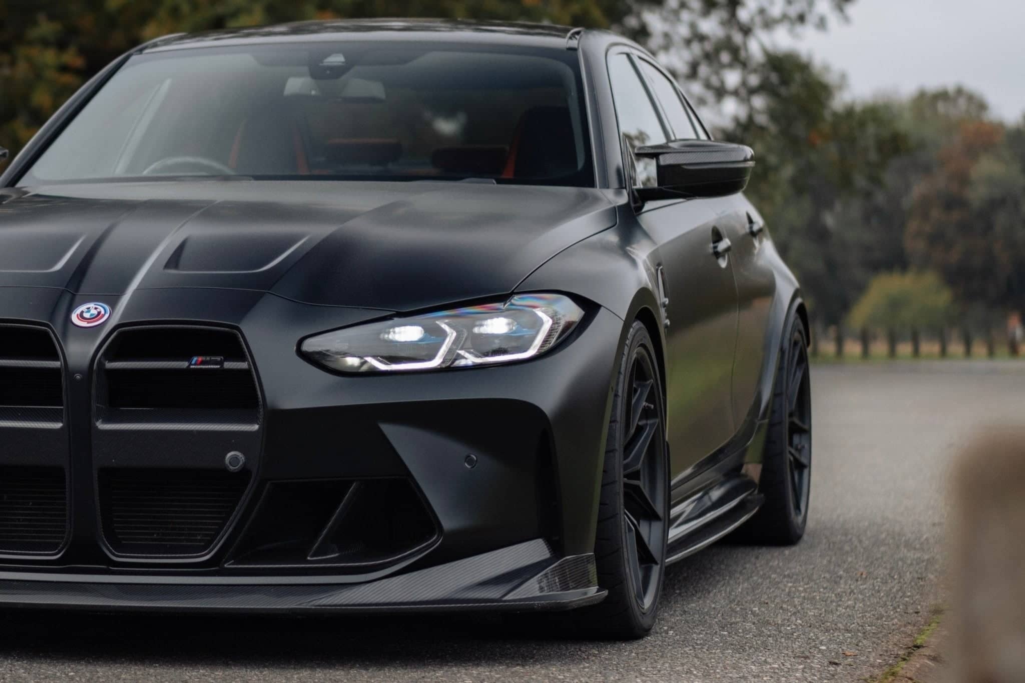 TREVORA G80 M3 Pre-Preg Carbon Fiber PR-1 Side Skirts