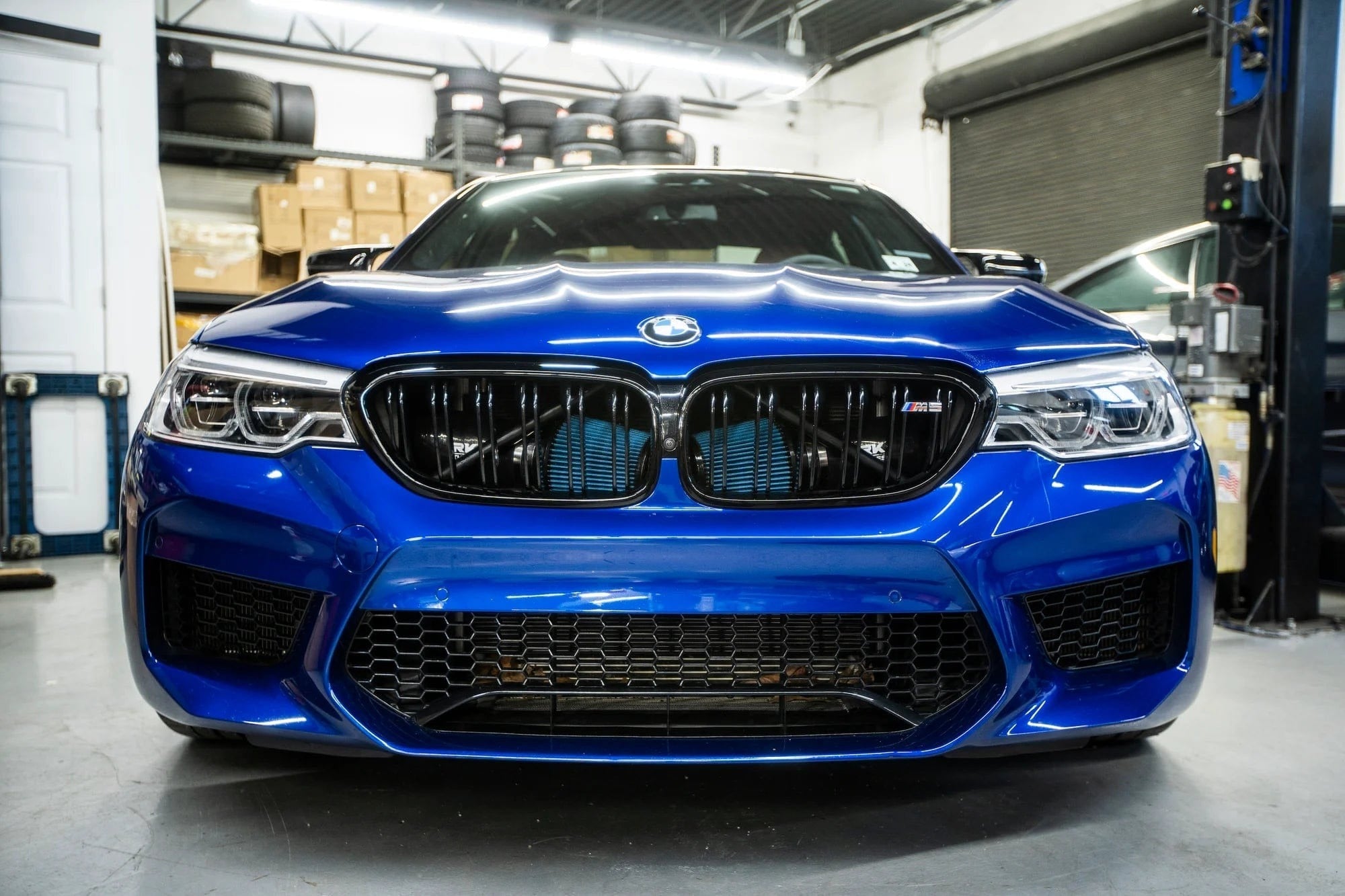BMW F90 M5 M8 / G30 2020+ M550i Front Mount Intakes