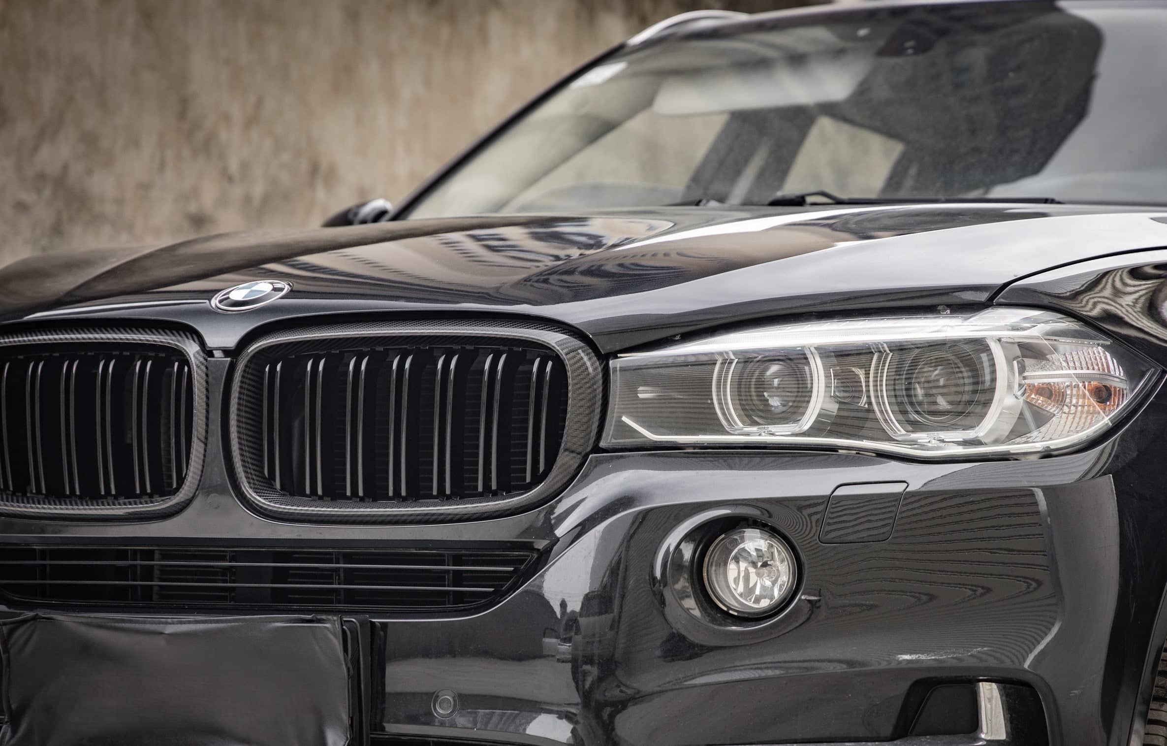 F15/F16 X5 Double Slat Dry Carbon Grill