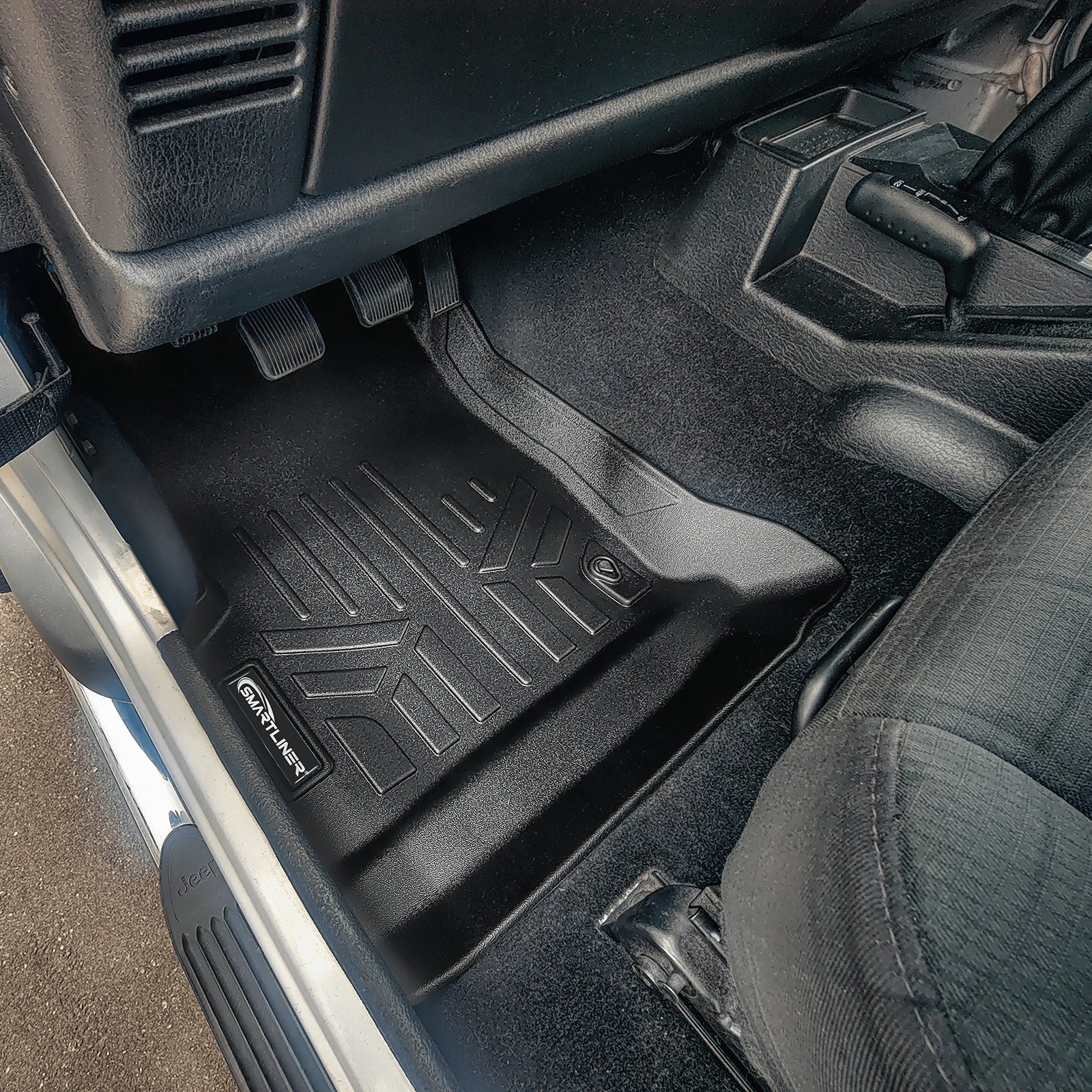 SMARTLINER Custom Fit Floor Liners For 1997-2006 Jeep Wrangler (2 door model)