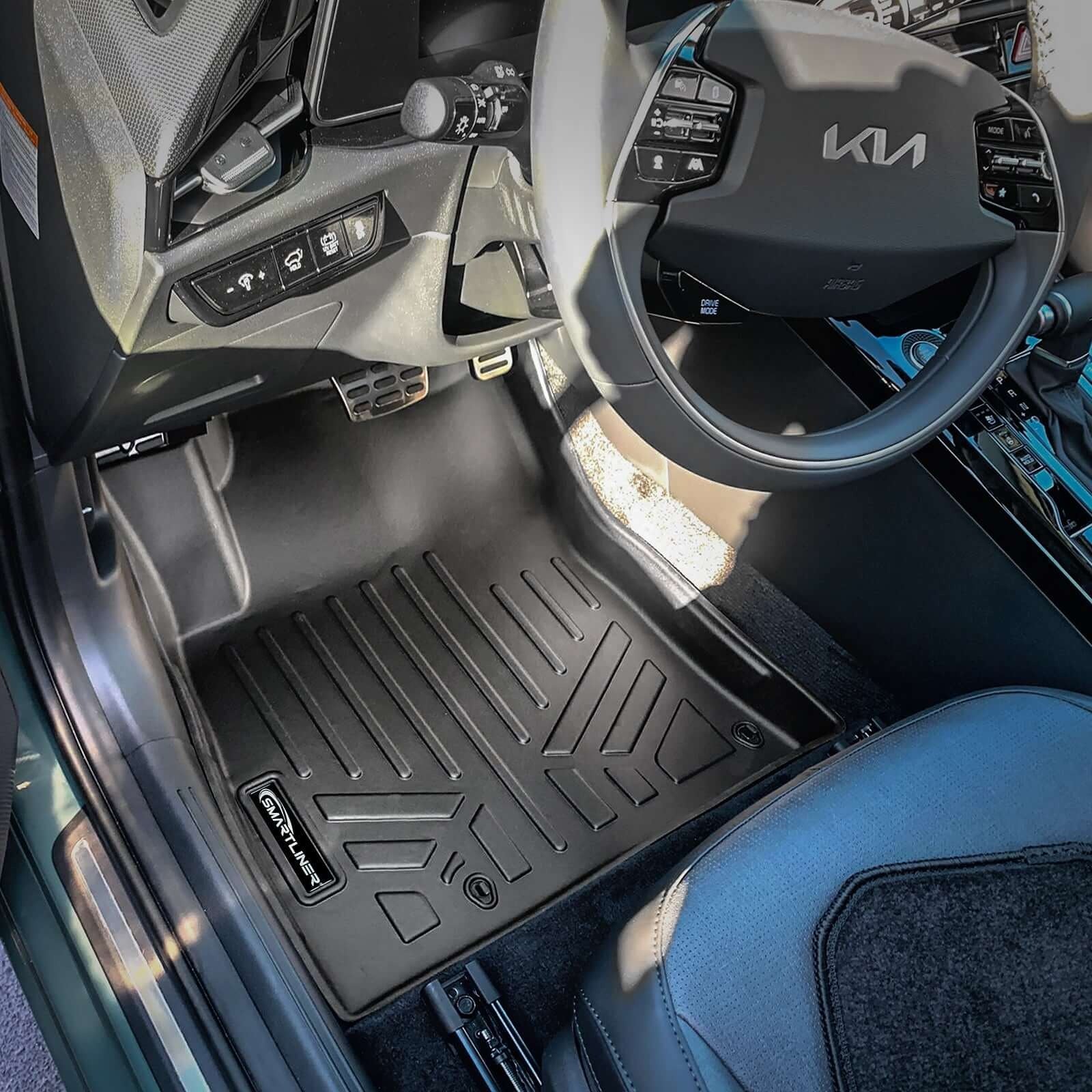 SMARTLINER Floor Liners for 2023-2026 Kia Niro Hybrid (Does NOT fit PHEV Models)