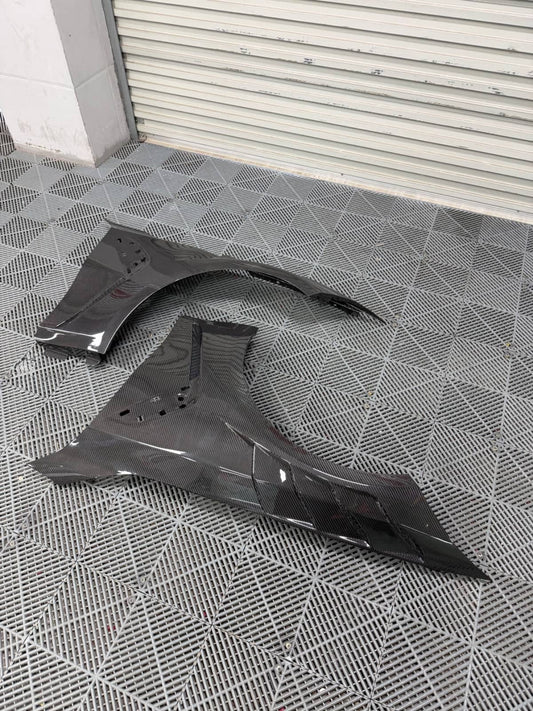 G80 Dry Carbon Fiber V1 Fenders