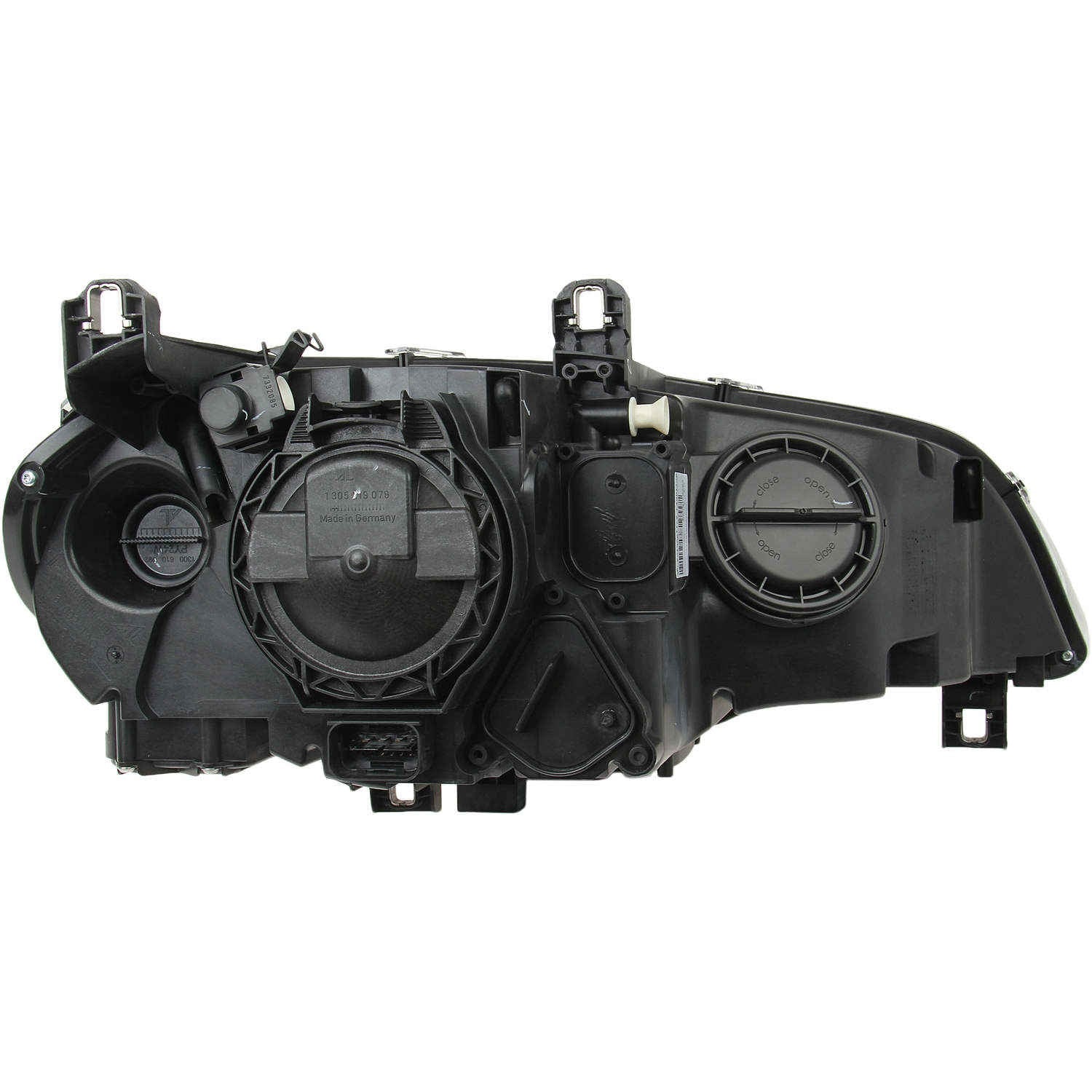 BMW E70 X5 Xenon Headlight Assembly OEM 63117289001 or 63117289002