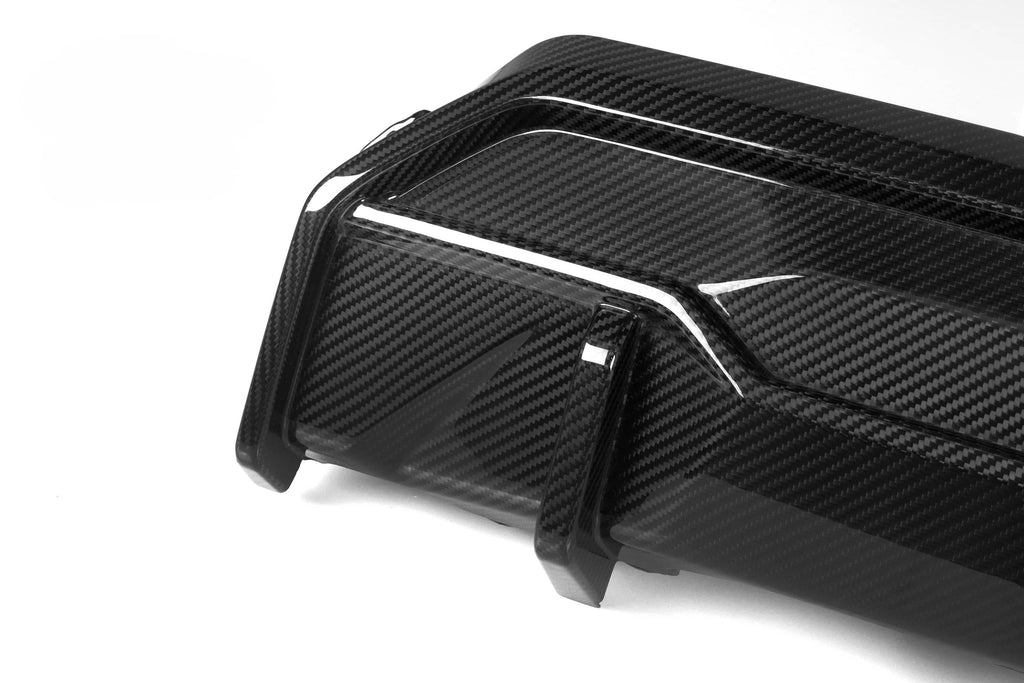 G42 SQ Dry Carbon Diffuser With Brake Light