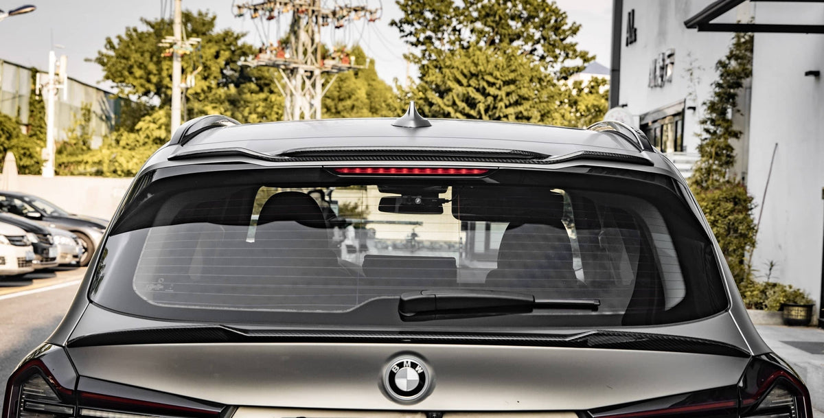 G08i iX3 SQ Style Dry Carbon Roof Spoiler