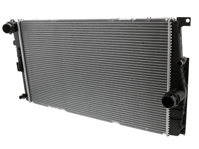 BMW F30 335i Radiator OEM 17118672103 (With M Sport Package P337A)