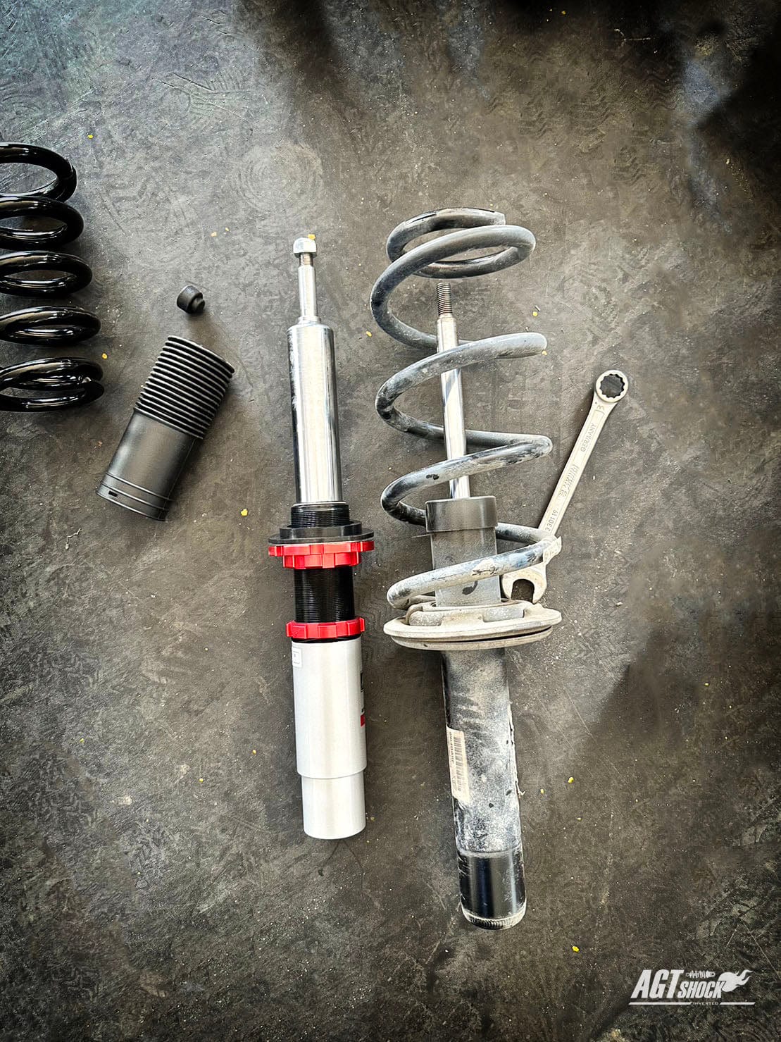 AGT Shock 2014+ 95B MACAN Front Inverted Fork/Rear Flip-Front Spring Rate: 12K210 Rear Spring Rate: 7K210