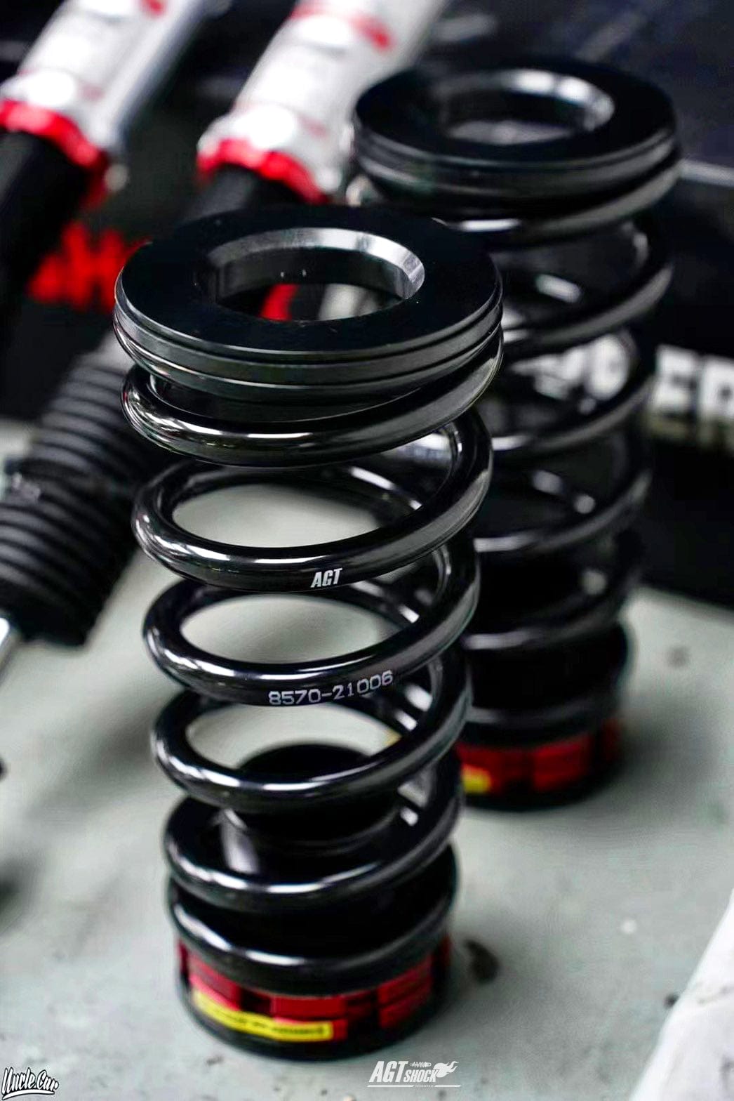 AGT Shock 2018+ F39 X2 MK1 Front Inverted Fork/Rear Flip-Front Spring Rate: 7K190 Rear Spring Rate: 6K180