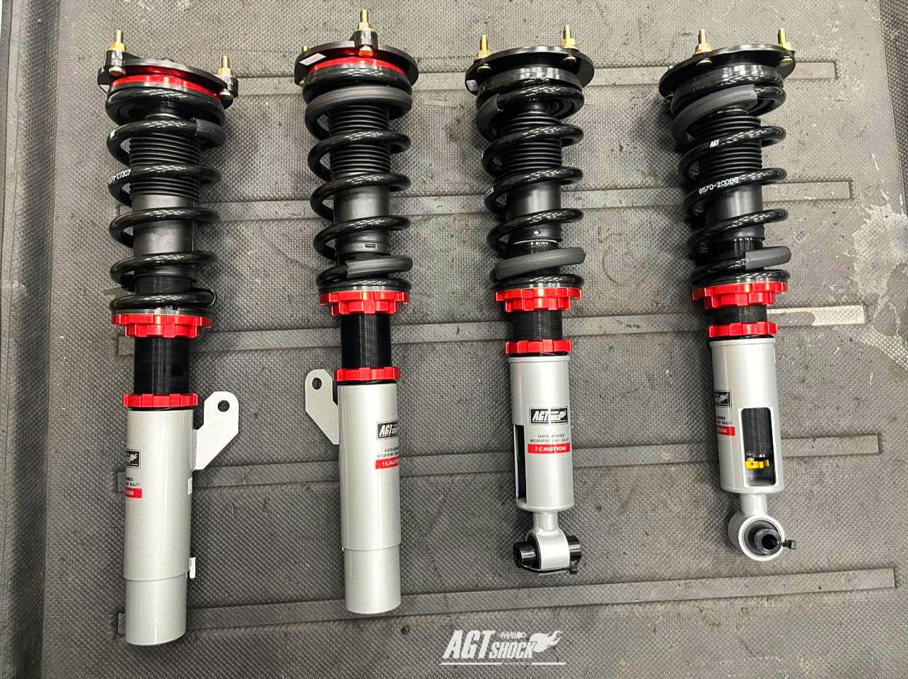 AGT Shock 2018+ G01 G02 X3 X4 MK2 Front/ Rear: Inverted Fork -Front Spring Rate: 7K210 Rear Spring Rate: 8K200
