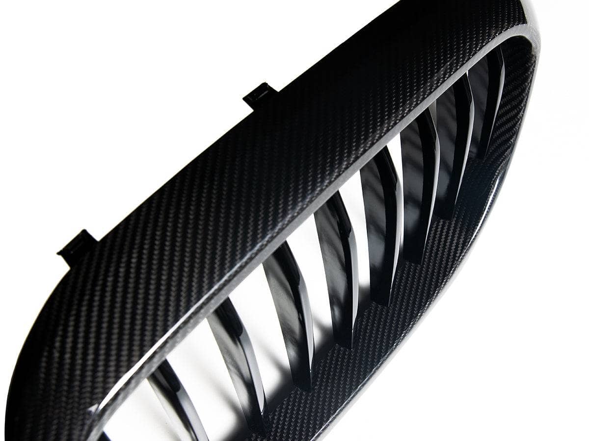 AutoTecknic Carbon Fiber Front Grille Set - BMW G30 5-Series Pre-LCI