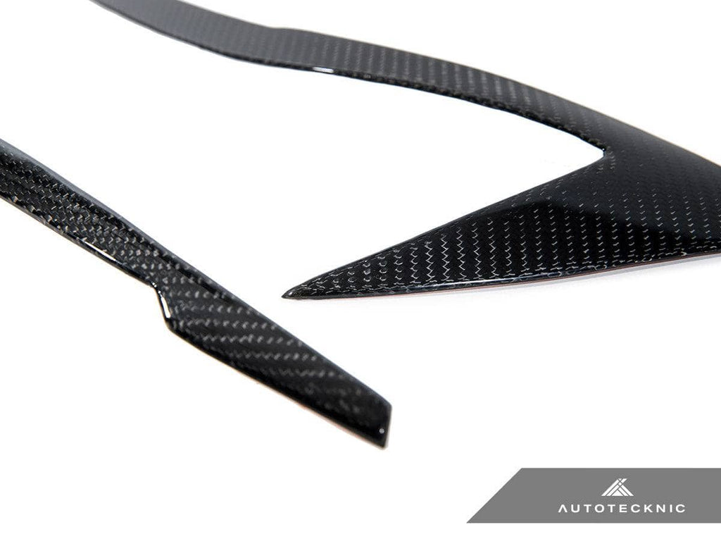 AutoTecknic Carbon Fiber Headlight Trim Set - BMW G20 3-Series Pre-LCI