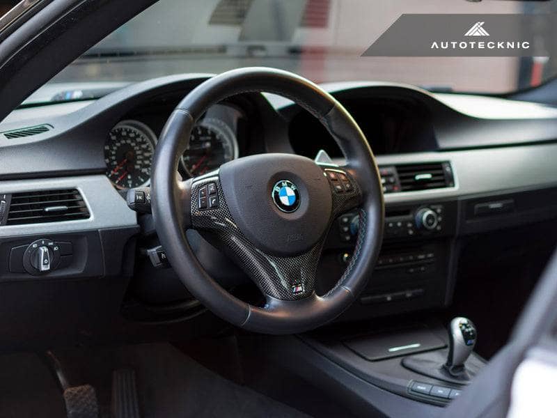 AutoTecknic Carbon Fiber Steering Wheel Trim - BMW E9X M3 | E82 1M Coupe
