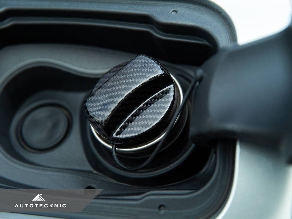 AutoTecknic Dry Carbon Competition Fuel Cap Cover - BMW G30 5-Series
